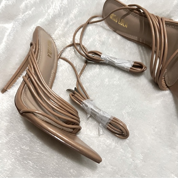 Lace up high heels - Self Made - Nude - Size 6.5 - Miss Lola - Picture 5 of 5